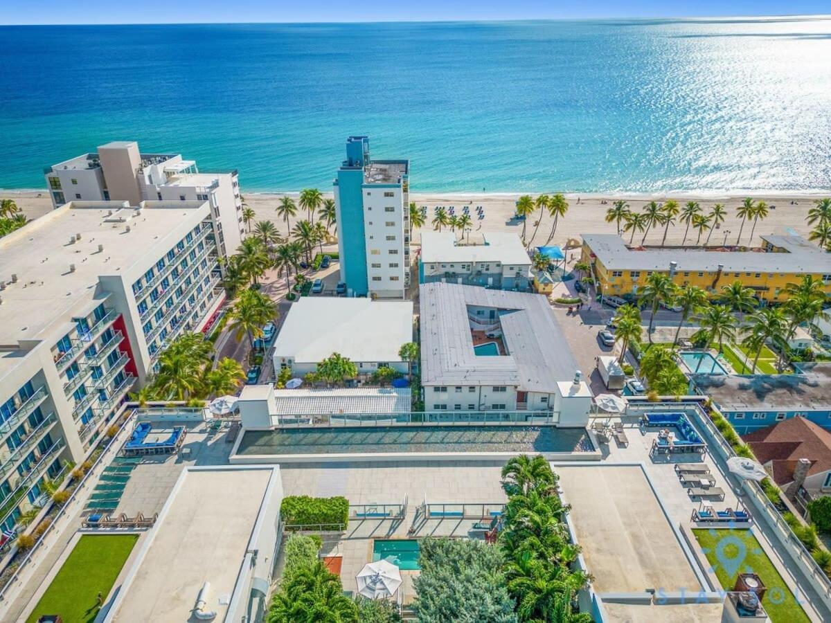 Beachfront Resort - Hot Tub & Pool- Near Beach Hollywood Buitenkant foto
