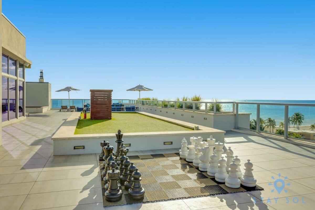 Beachfront Resort - Hot Tub & Pool- Near Beach Hollywood Buitenkant foto