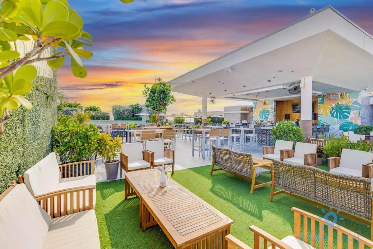 Beachfront Resort - Hot Tub & Pool- Near Beach Hollywood Buitenkant foto